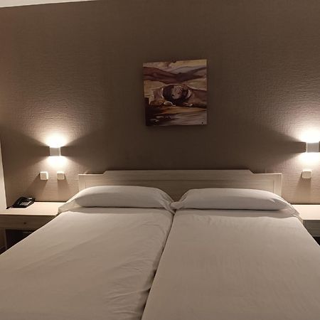 Hotel Villa De Пінто Екстер'єр фото